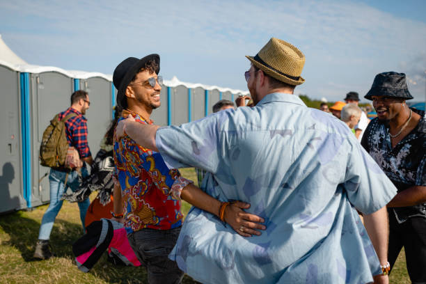 Best Construction site porta potty rental  in Elmwood, IL