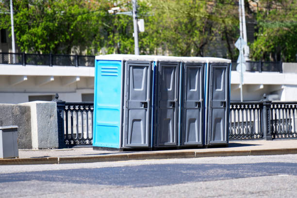 Portable Toilet Options We Offer in Elmwood, IL